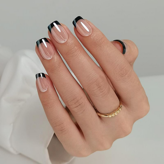 Onyx Edge Square Press On