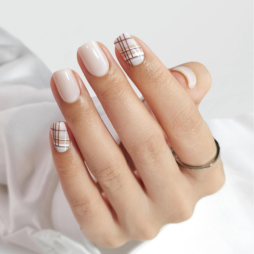 Mocha Plaid Almond Press On