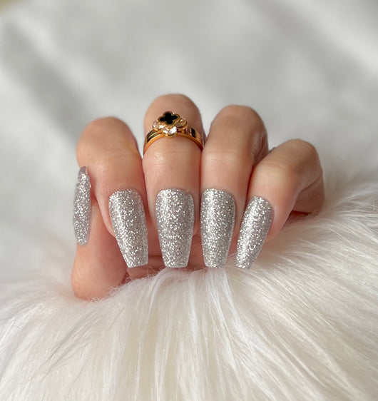 Silver Breathe Dip Powder